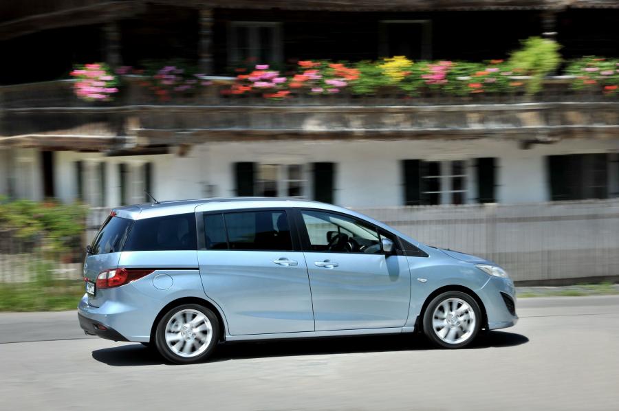  Mazda5 2011 года  (фото 77 из 184)